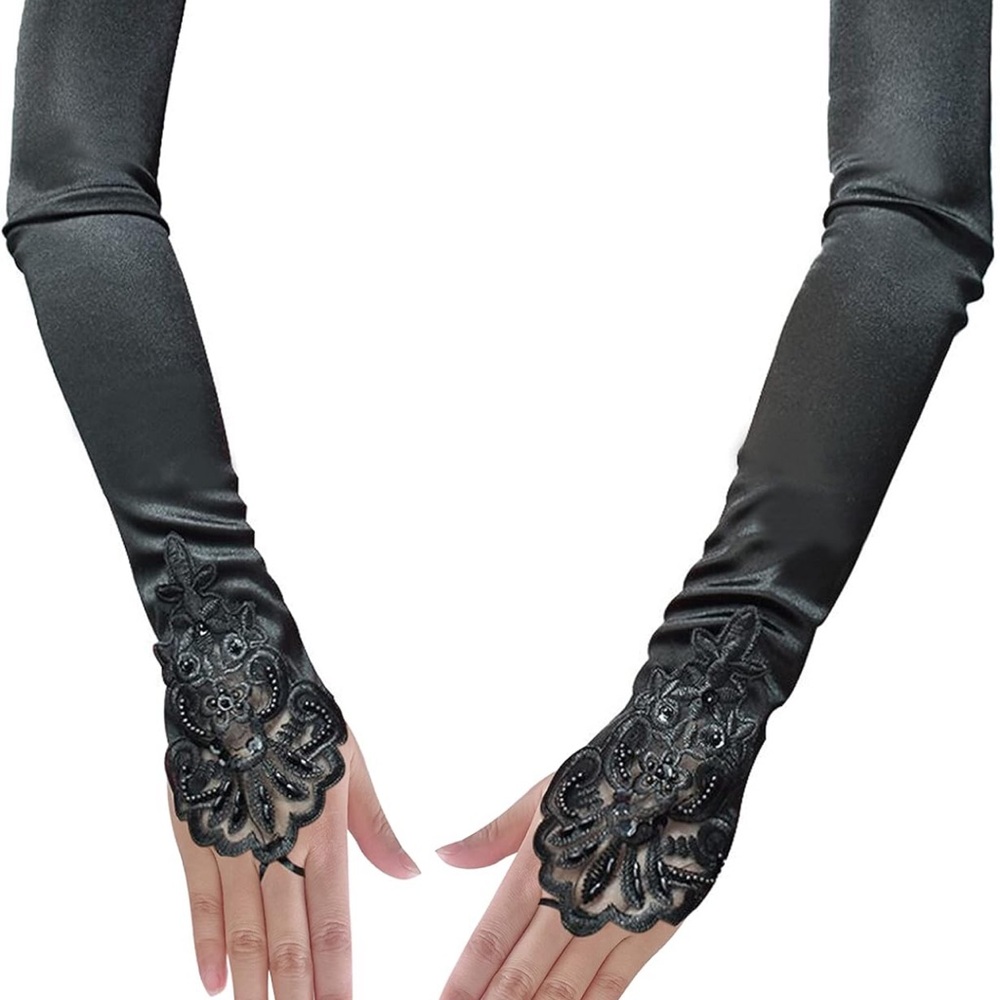 Elegant Black Lace Gloves